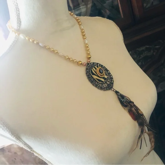 Handcrafted repurpose freshwater pearl feather claw Czech glass Pearl necklace